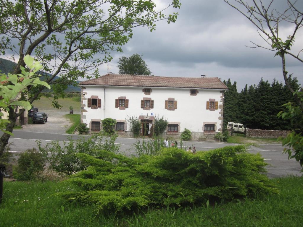 Hostal Venta San Blas Almandoz ภายนอก รูปภาพ